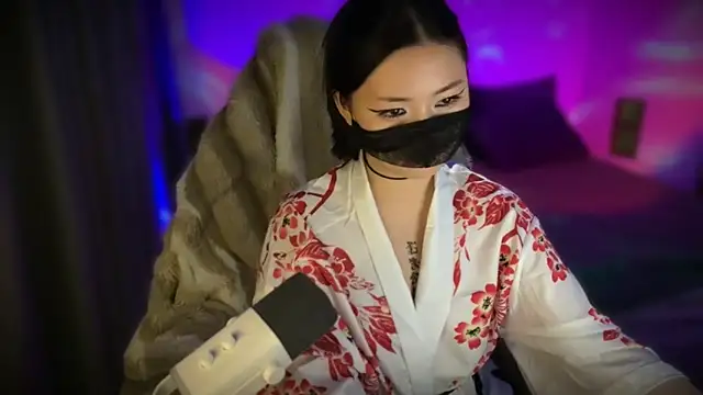 rin night online show from April 2026 07:53:01 PM