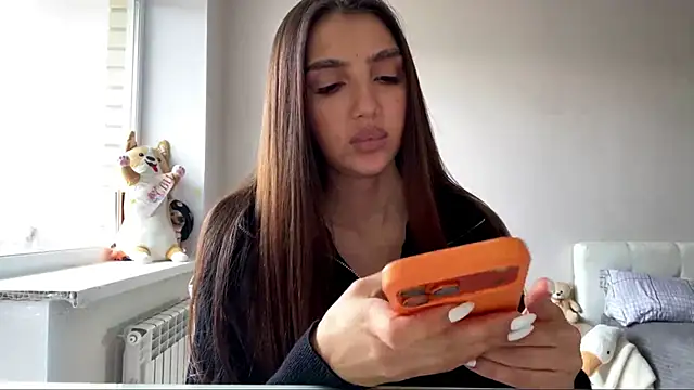 AlvinaMair online show from April 2026 11:01:01 AM
