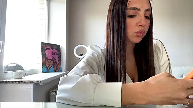 AlvinaMair online show from May 2026 09:23:01 AM