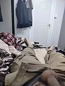 samosa7678 online show from April 2026 05:18:01 PM