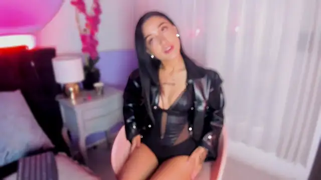 Bby izzy online show from May 2026 12:14:01 PM