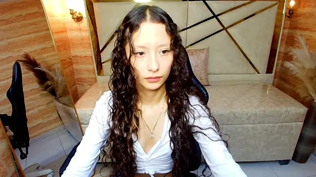 Snapshot of abby__r chatting on April 2026 12:42:01 PM abby r online show from April 2026 12:42:01 PM