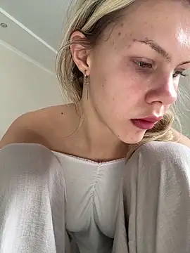 Snapshot of krixsta chatting on April 2026 10:22:02 AM krixsta online show from April 2026 10:22:02 AM