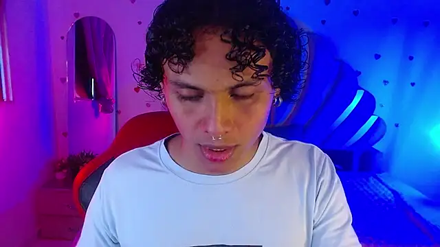 Snapshot of elio_fox chatting on April 2026 11:50:02 AM elio fox online show from April 2026 11:50:02 AM