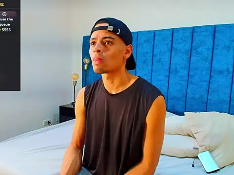 Pablo Cruzz online show from April 2026 07:20:01 PM