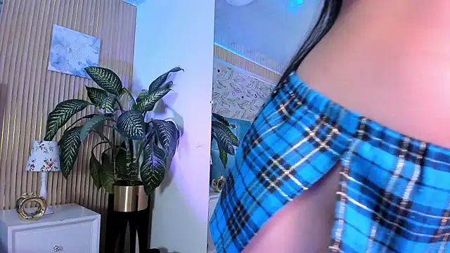 Delphine doll online show from June 2026 02:33:01 PM
