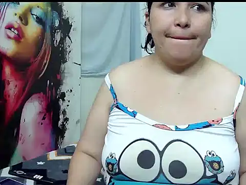 Snapshot of ZoeThorner chatting on April 2026 12:17:02 PM ZoeThorner online show from April 2026 12:17:02 PM