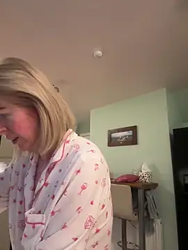 Laylaskyexx online show from April 2026 05:31:02 AM