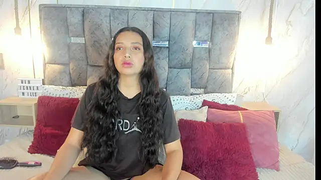 jade roux online show from April 2026 08:54:01 AM