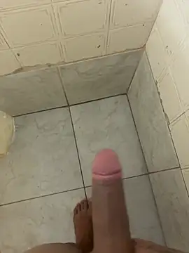 Gustavo12   online show from April 2026 09:54:02 PM