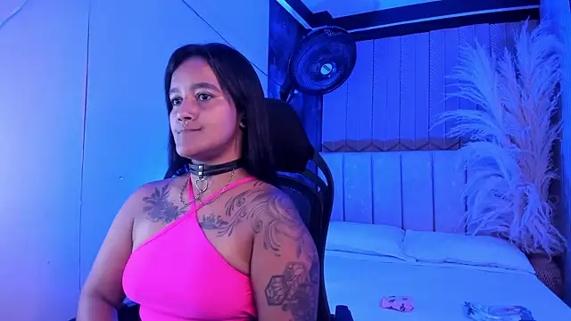 LexiAdamss online show from April 2026 12:17:01 PM