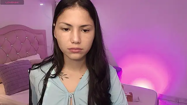 littleflame18 online show from April 2026 01:34:01 PM