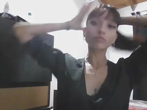 foxy jaz7 online show from April 2026 04:30:02 AM