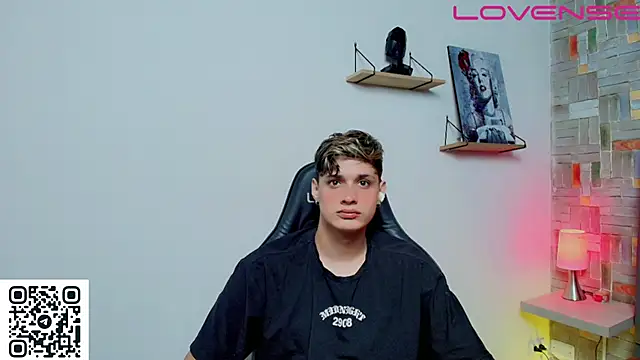 Snapshot of flaquito___ chatting on May 2026 08:49:01 PM flaquito online show from May 2026 08:49:01 PM