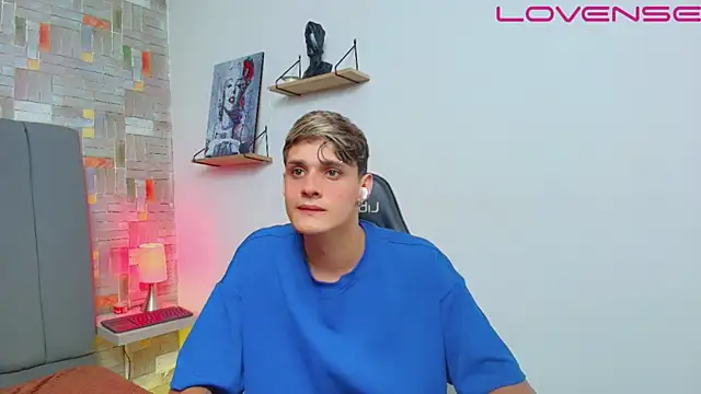 Snapshot of flaquito___ chatting on May 2026 08:34:01 PM flaquito online show from May 2026 08:34:01 PM