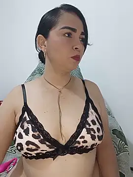 Emily Divi69 online show from June 2026 07:30:02 PM