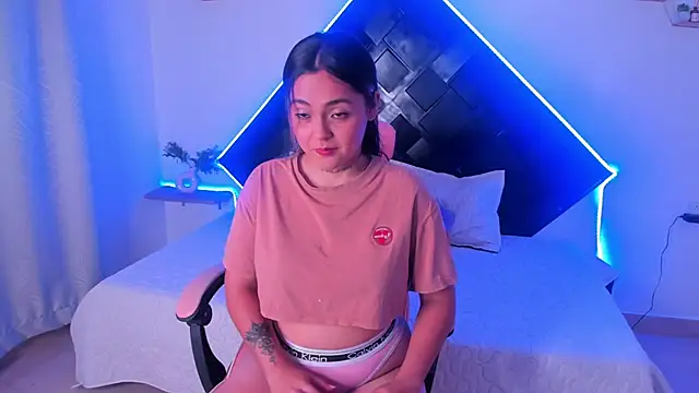 Lyra Dream online show from May 2026 09:11:02 PM