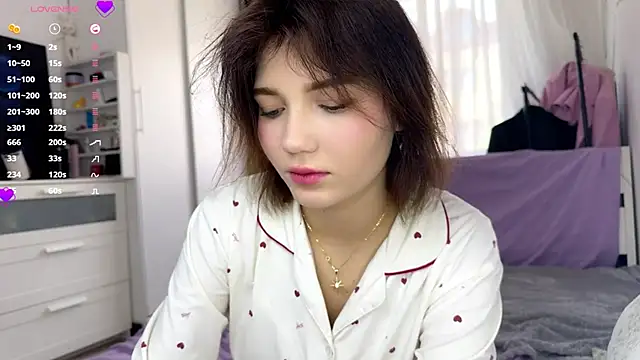Cute Capricee online show from May 2026 09:24:01 AM