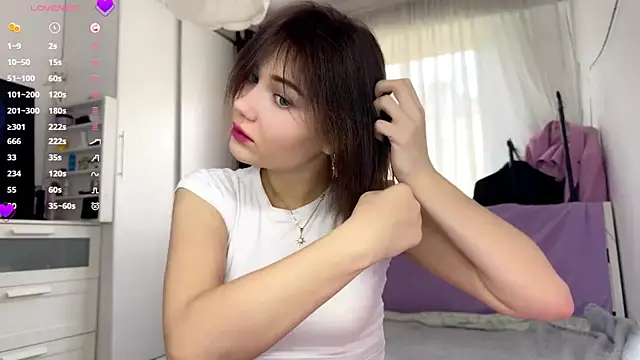 Cute Capricee online show from May 2026 09:34:02 AM