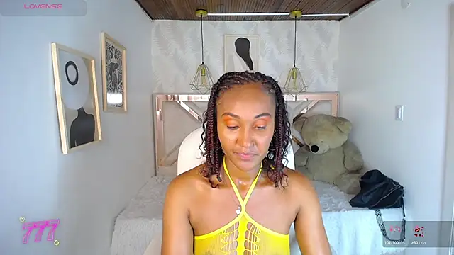 Snapshot of Leomi_ chatting on April 2026 07:53:01 PM Leomi online show from April 2026 07:53:01 PM