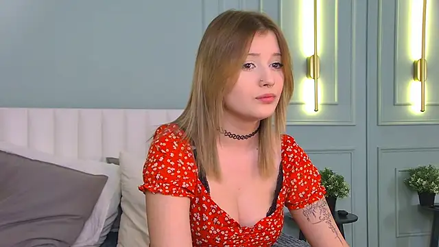 Mila blum online show from April 2026 06:56:02 PM