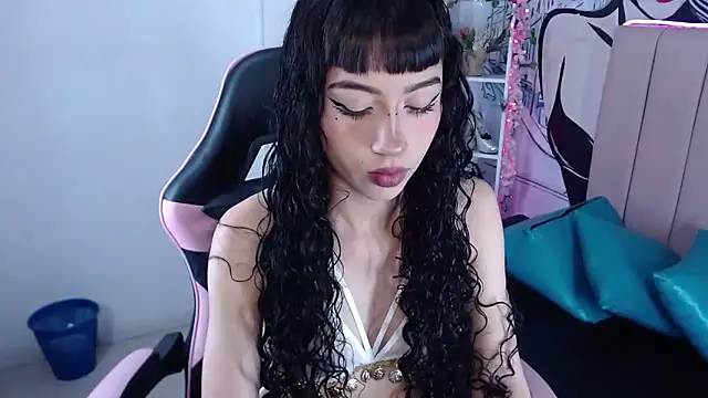 adulce pinkcm online show from May 2026 01:41:01 PM