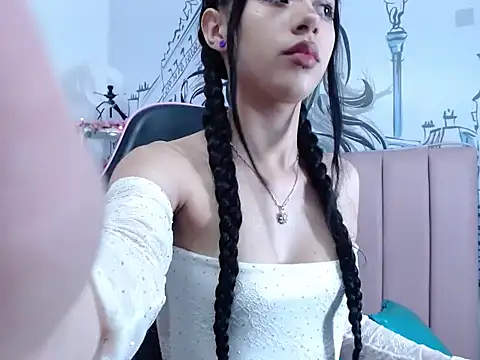 adulce pinkcm online show from April 2026 01:59:01 PM