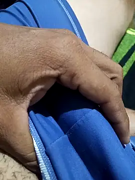 marcii36  online show from April 2026 09:39:33 PM