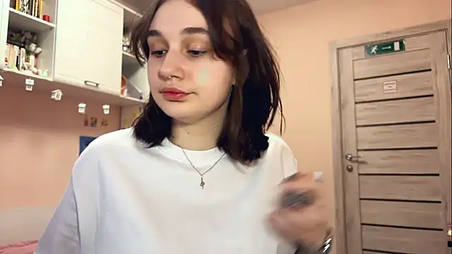 NoraSweetie online show from April 2026 03:41:01 PM