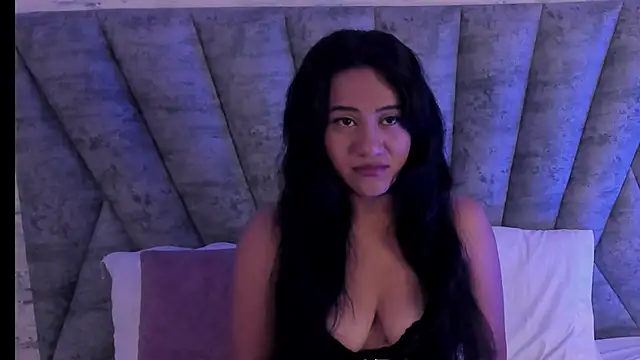 Shashadeluxe online show from April 2026 12:07:02 PM