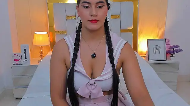 Alara Keyy online show from May 2026 05:30:01 PM