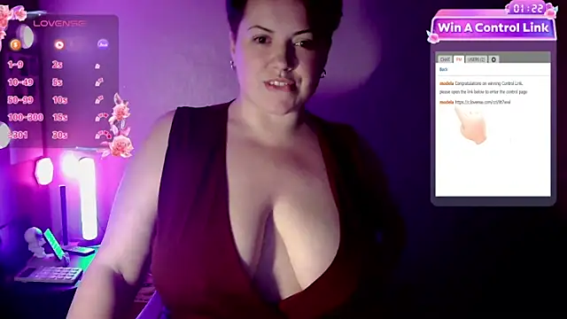 DarkCherryVelvet online show from April 2026 10:44:01 PM