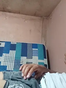 Snapshot of Alcon347 chatting on April 2026 12:47:02 AM Alcon347 online show from April 2026 12:47:02 AM