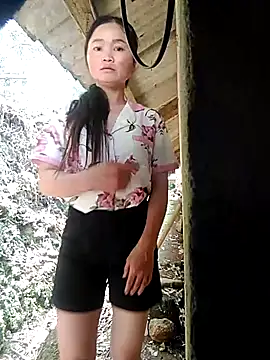 Tieuvy122 online show from April 2026 07:04:01 AM