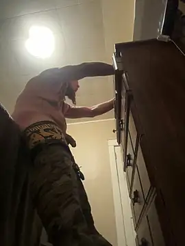 kuntryg8338 online show from April 2026 03:24:01 AM