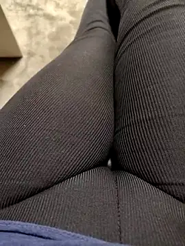 dayanesexxy online show from May 2026 06:36:01 PM