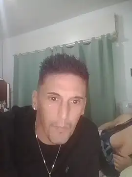 armanidj7 online show from April 2026 11:22:01 PM