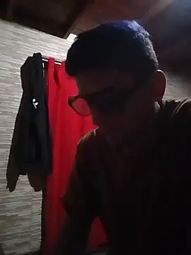 armanidj7 online show from April 2026 08:17:01 AM