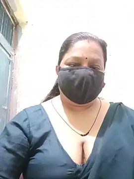 Snapshot of PINKI_024 chatting on June 2026 05:56:01 AM PINKI 024 online show from June 2026 05:56:01 AM