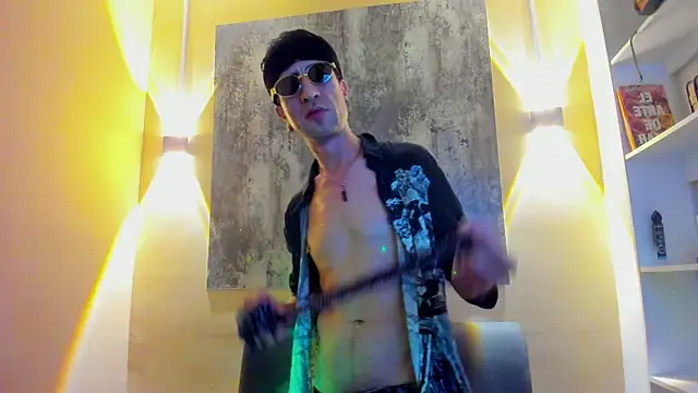 PODEROSO SAMAEL online show from April 2026 03:30:01 AM