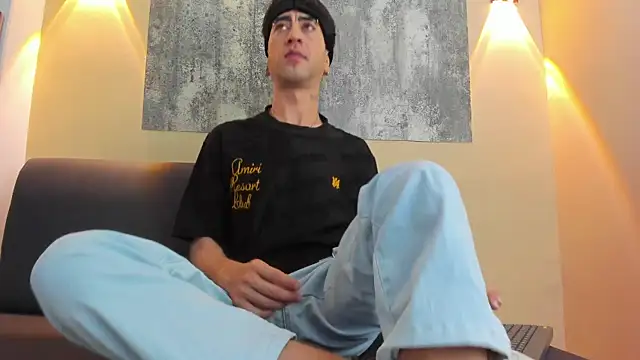 PODEROSO SAMAEL online show from April 2026 03:41:01 AM