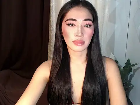 urasiankylie online show from May 2026 02:36:01 PM