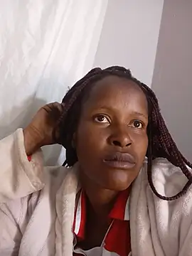 Snapshot of SexySlender_98 chatting on July 2026 09:21:01 PM SexySlender 98 online show from July 2026 09:21:01 PM