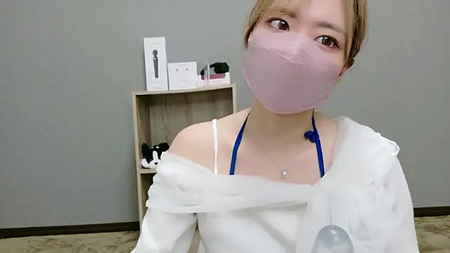 Snapshot of YUA_0425 chatting on June 2026 05:10:02 PM YUA 0425 online show from June 2026 05:10:02 PM
