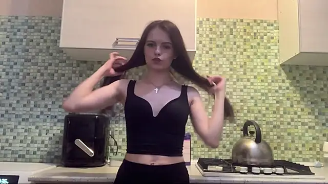 Snapshot of KikiAmino chatting on April 2026 05:14:02 PM KikiAmino online show from April 2026 05:14:02 PM