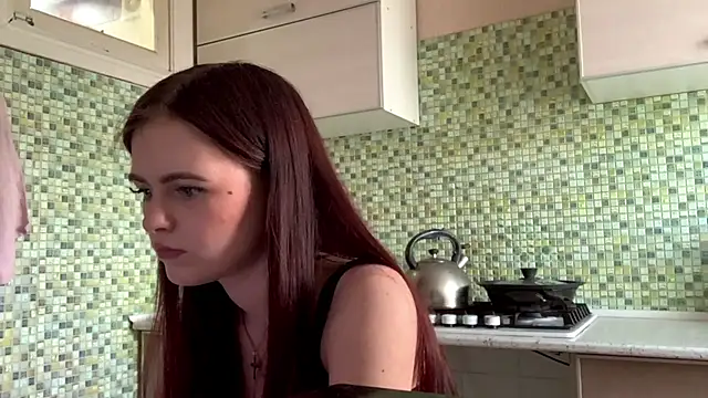 Snapshot of KikiAmino chatting on April 2026 03:06:01 PM KikiAmino online show from April 2026 03:06:01 PM