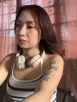 Aki lee online show from April 2026 08:18:01 AM