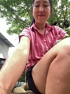 Huonglyna online show from May 2026 03:37:01 AM