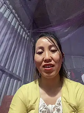 Huonglyna online show from April 2026 03:14:01 PM