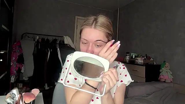 ExactGee online show from April 2026 06:08:02 AM